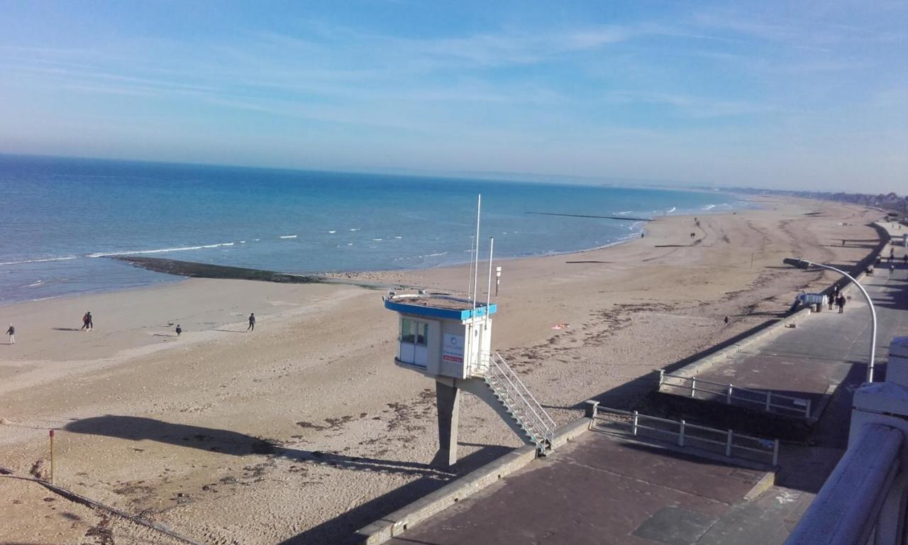 Neptune Lion-sur-Mer Esterno foto